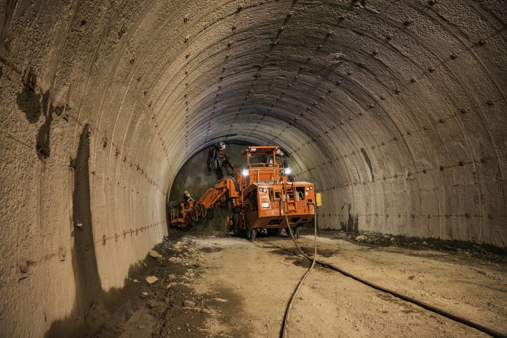 土木一式工事・トンネル工事