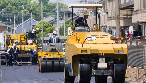 舗装工事とはどのような工事!?知っておきたい基本手順